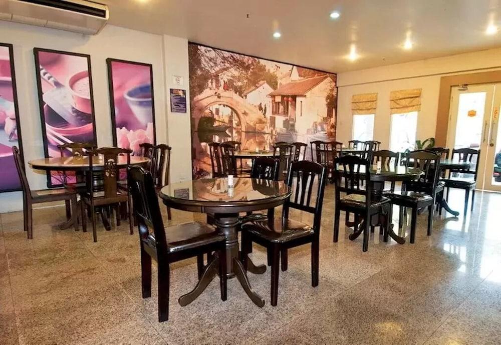 Traders Inn Brunei Bandar Seri Begawan Exterior foto